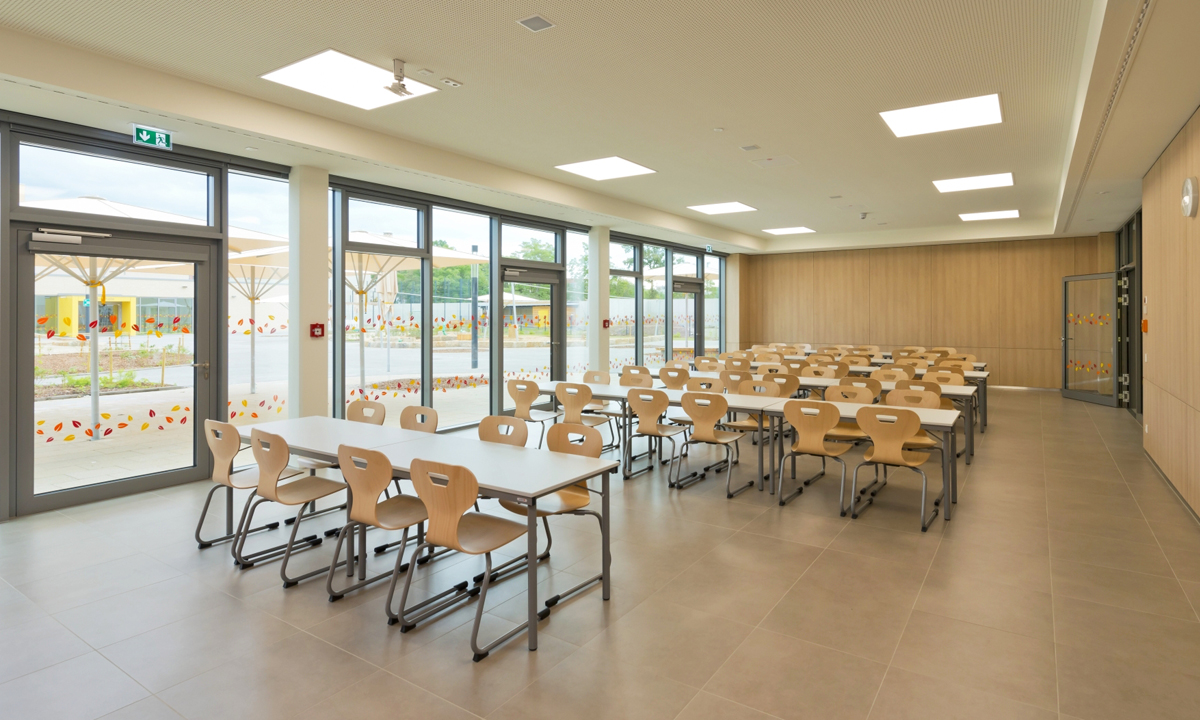 aCopyright Michael Miltzow 2020 8325 opt.jpg